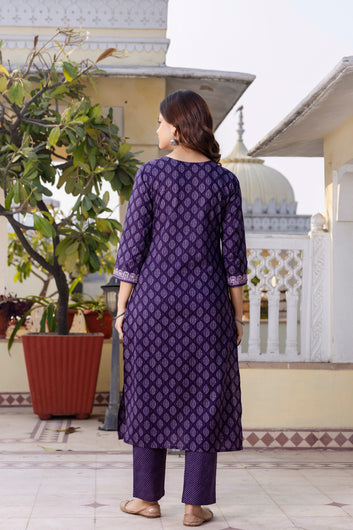 Floral Printed Thread Work V-Neck Straight Cotton Kurta With Trousers & Dupatta