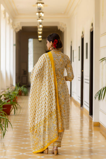 Off White Floral Printed Pure Cotton Anarkali Kurta Set with Patiala & Dupatta – Viral Crafts®(VC-532)